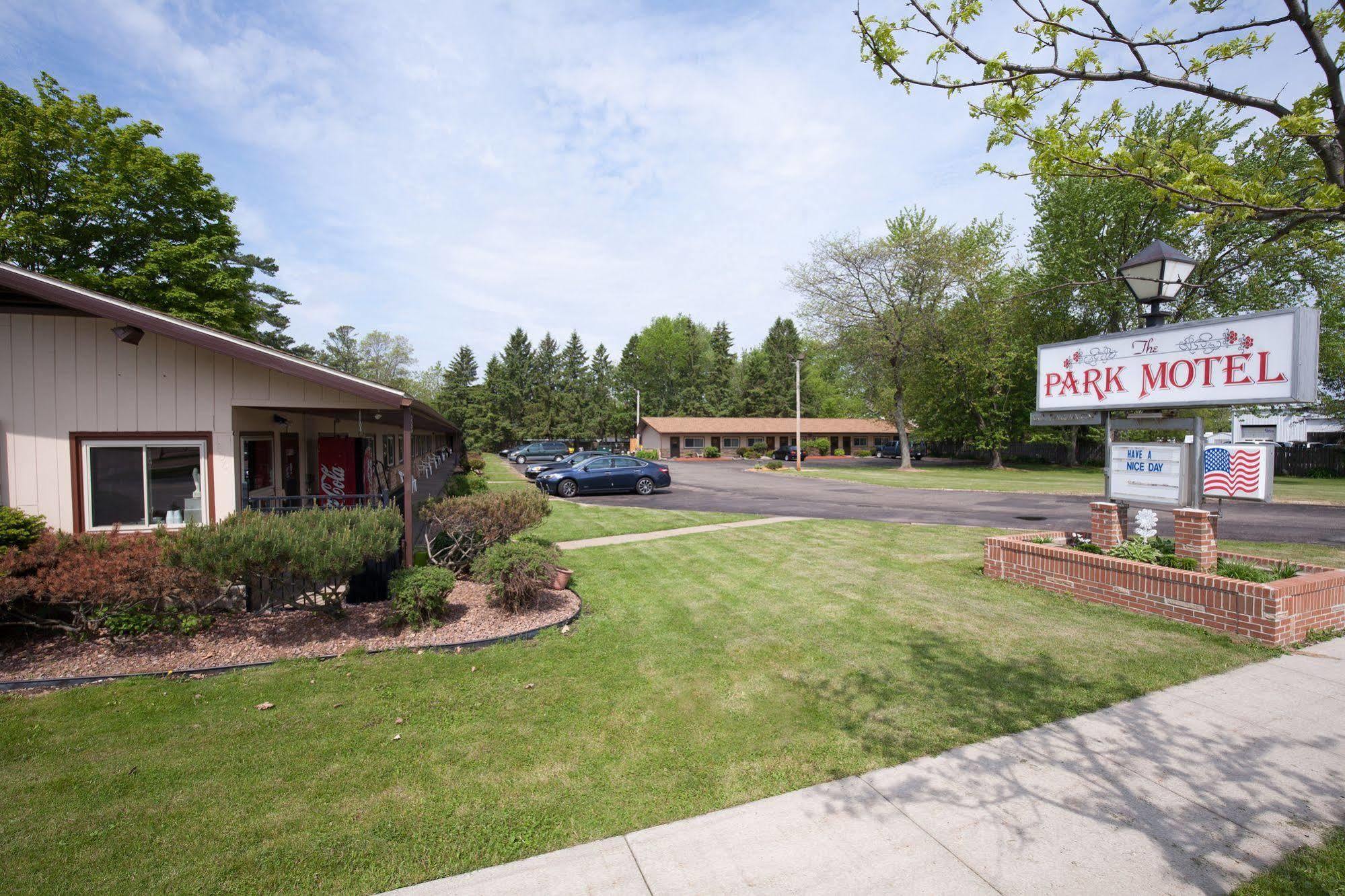 Park Motel Marshfield Exterior photo