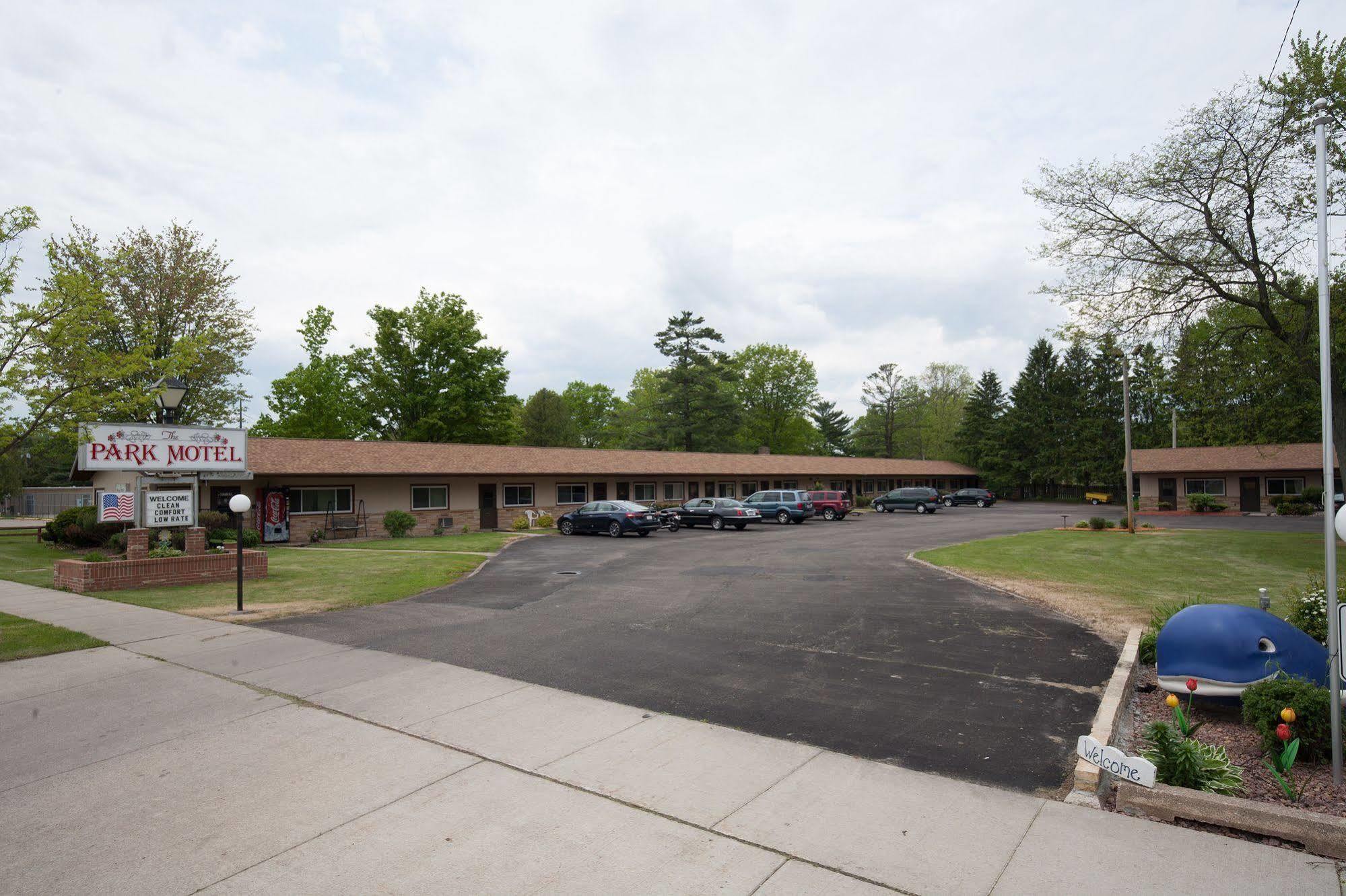 Park Motel Marshfield Exterior photo